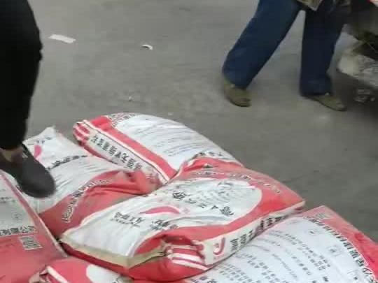 專業(yè)高強(qiáng)度無(wú)收縮灌漿料廠家